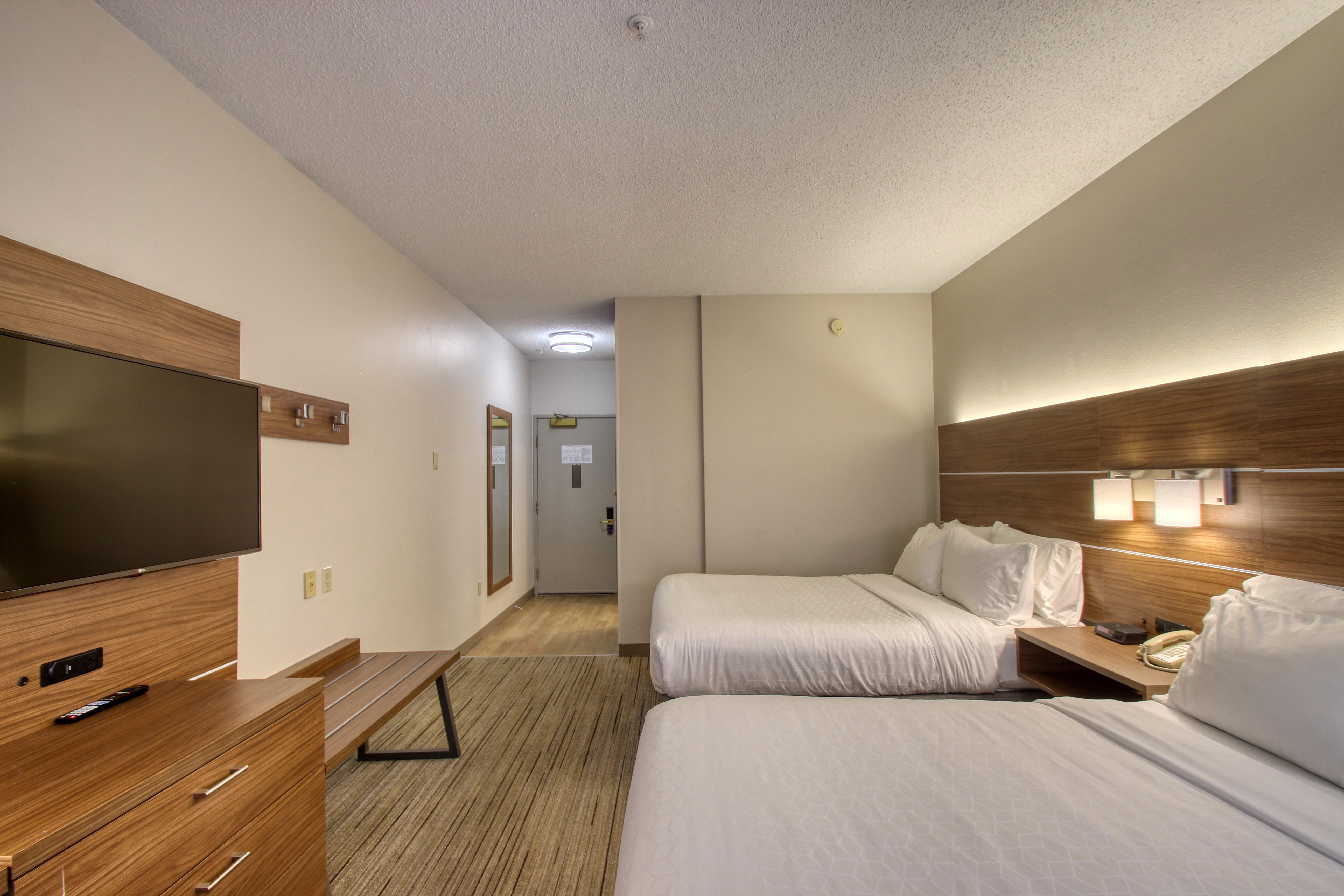 Hotel Express & - State Route 41 By Ihg 2*