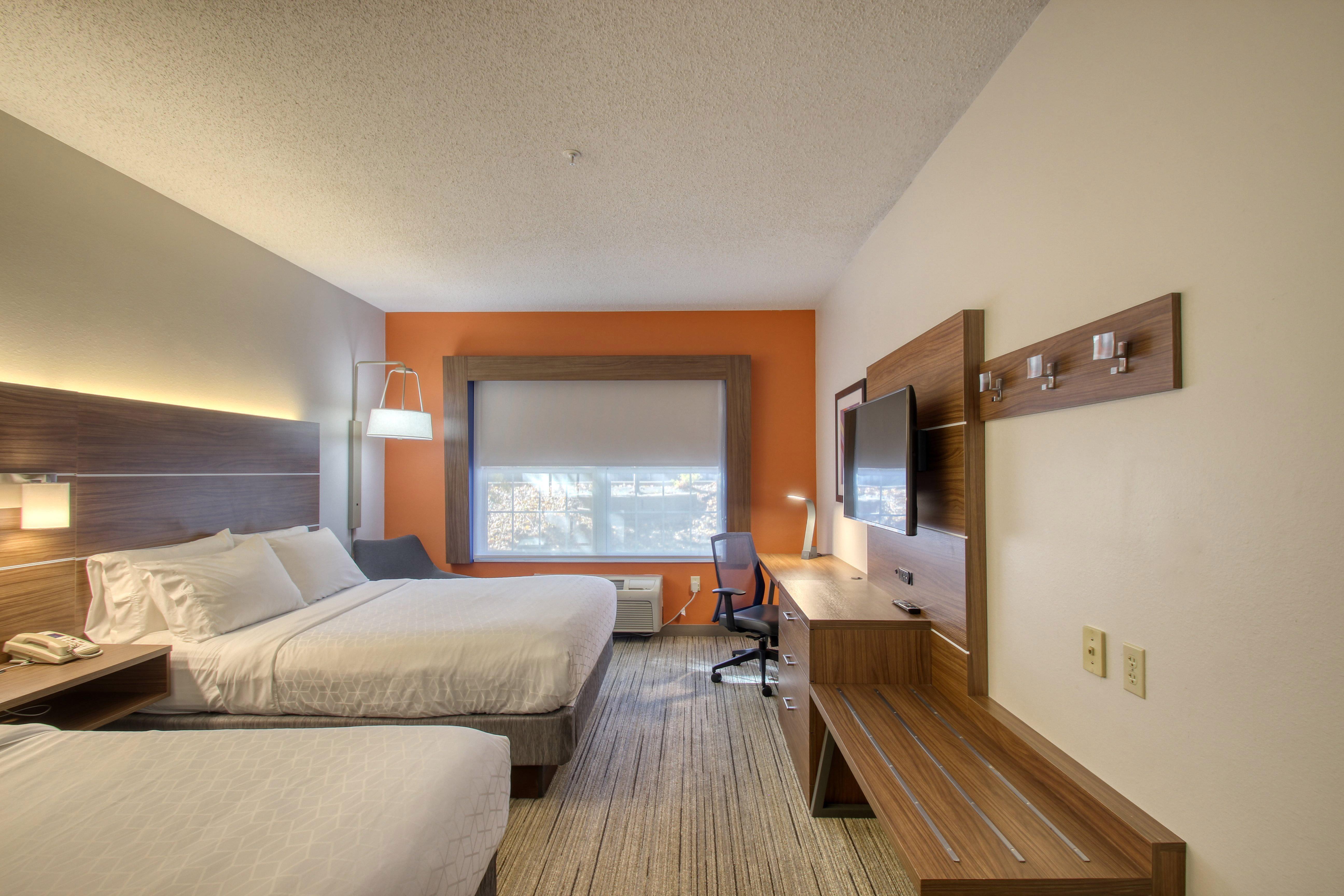 Express & - State Route 41 By Ihg 2*