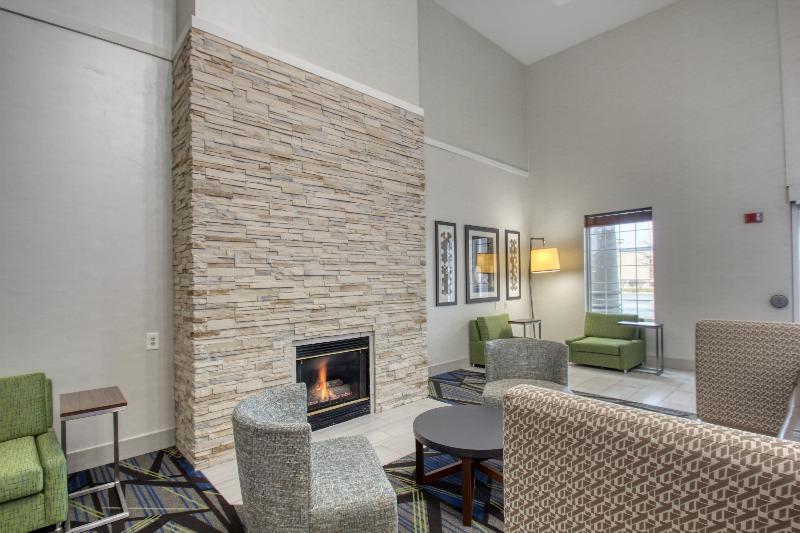 Express & - State Route 41 By Ihg Hotel Oshkosh